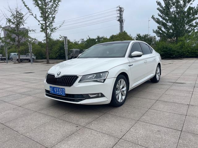 Speedster 2018 TSI330 DSG Comfort Edition State V