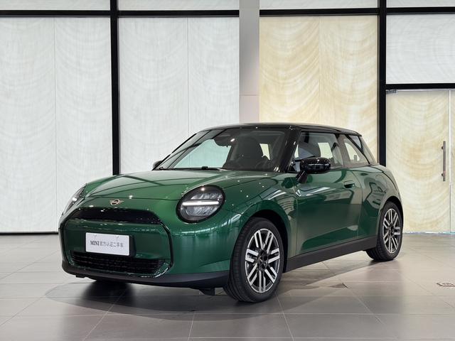 Electric MINI COOPER 2024 COOPER E classic