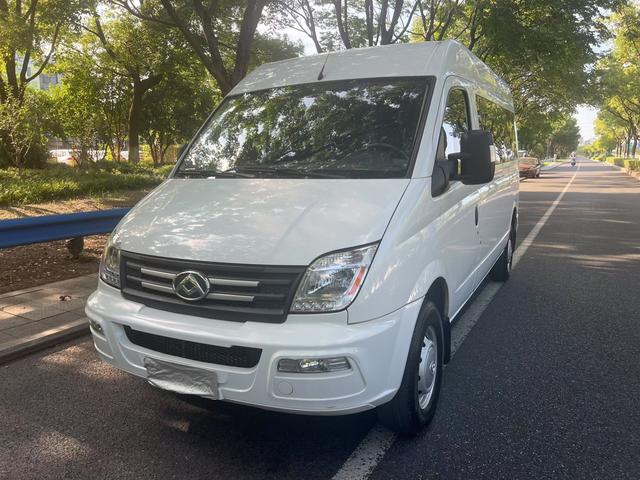 New Way V80 2022 2.0T 6-Speed Manual Classic Aurora Center Axle Mid-Roof 6/7/8/9 Seat 127Ps