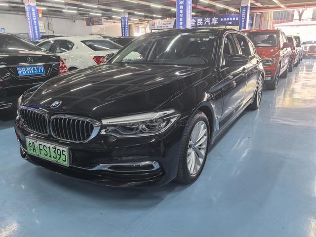 BMW 5 Series PHEV 2019 530Le Luxury Package