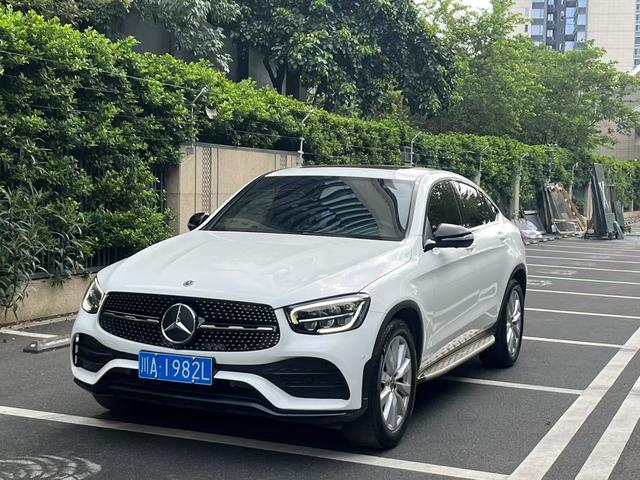 Mercedes-Benz GLC Coupe 2020 GLC 260 4MATIC Coupe SUV
