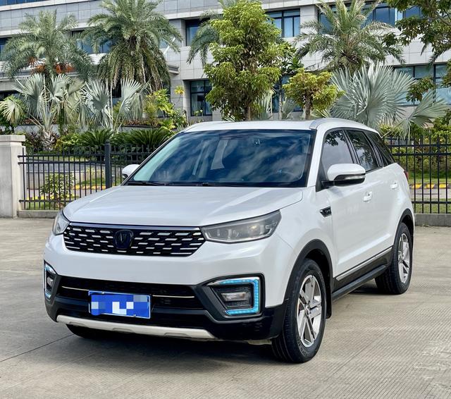 Changan CS55 2017 1.5T automatic dazzling color type