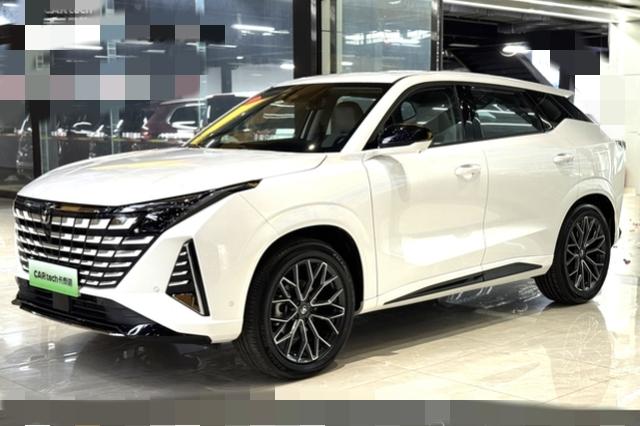Changan UNI-Z PHEV 2024 Blue Whale Smart iDD 125KM Excellent Type