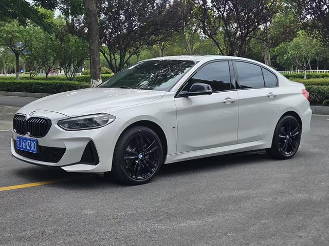BMW 1 Series 2023 125i M Sport Obsidian Night Edition