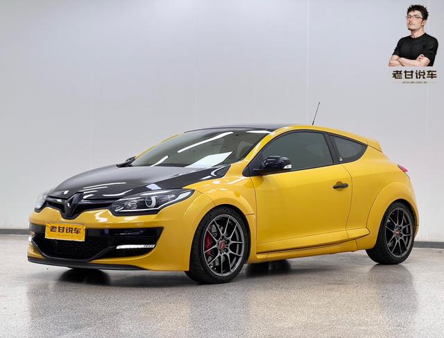 Megana 2014 R.S. 2.0T Competition version