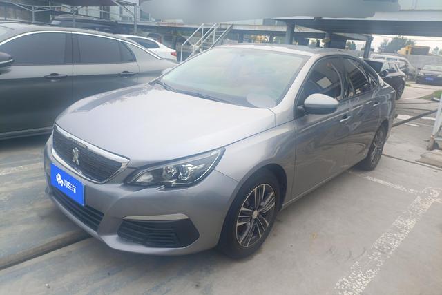 Peugeot 308 2018 1.6L manual fashion version