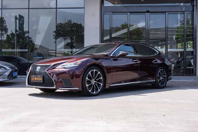 Lexus LS 2021 500h Executive Edition