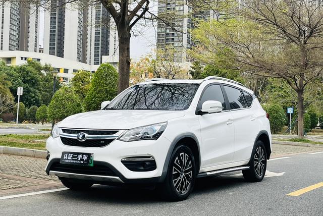 Song DM 2017 1.5TID All-Wheel Drive Luxury