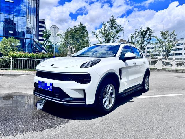 Lynk & Co. 01 2023 2.0 TD two-wheel drive Pro