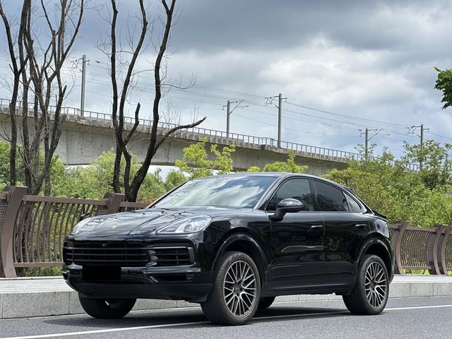 Cayenne Coupé 2019 Cayenne Coupé 3.0T