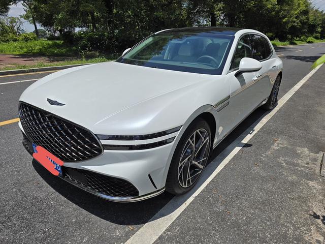 Genisys G90 2023 3.5T four-wheel drive Ultimate Edition