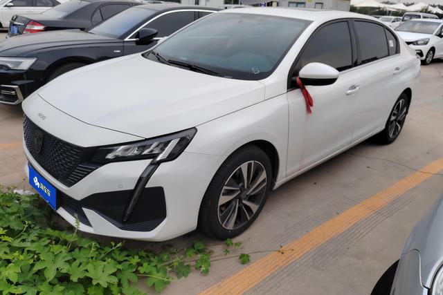 Peugeot 408 2022 1.6T chasing version