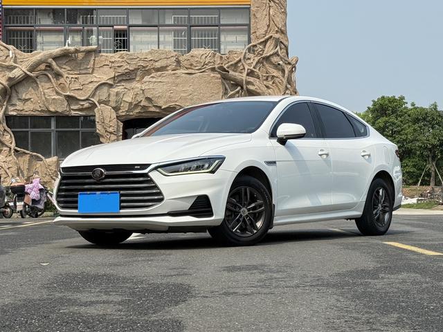 Qin Pro 2018 model 1.5TI automatic Zhilian Fengshang Type