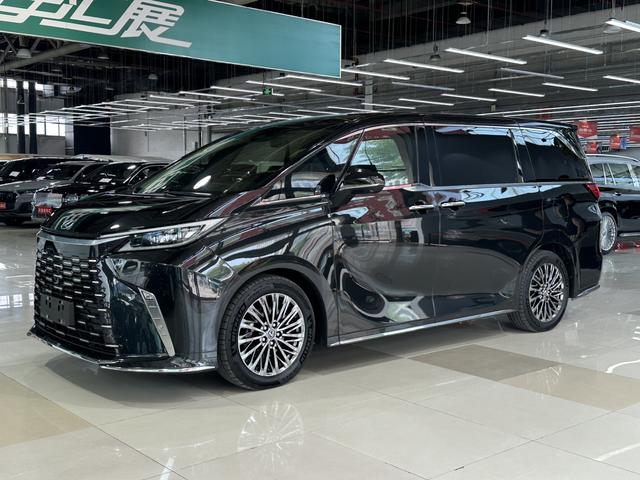 Lexus LM 2023 500h DIRECT4 Six-Seat Premium