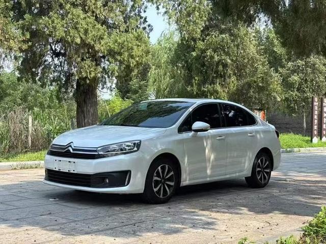 C4 Sega 2018 1.6L automatic luxury Type