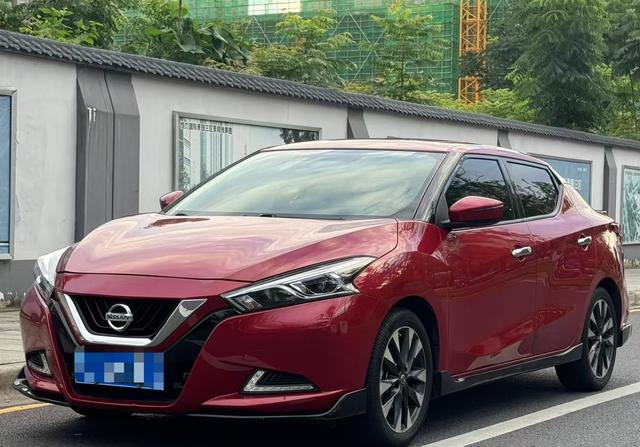 Bluebird 2020 1.6L CVT Cool Edition National VI
