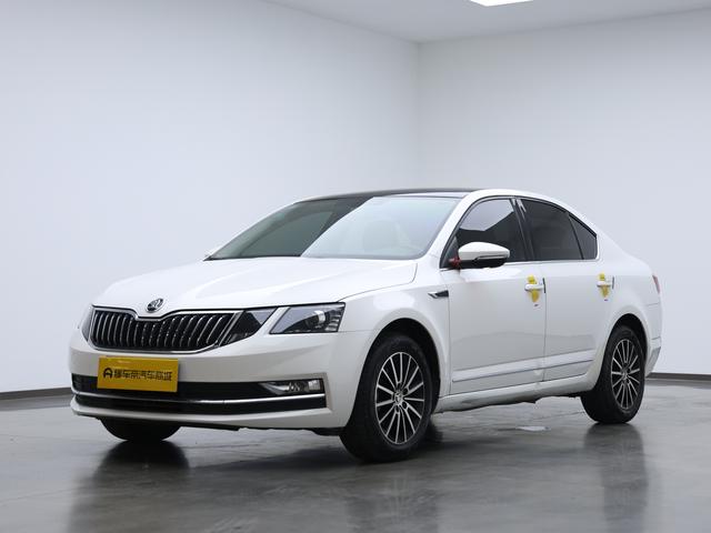 Octavia 2019 1.5L Automatic Deluxe Edition