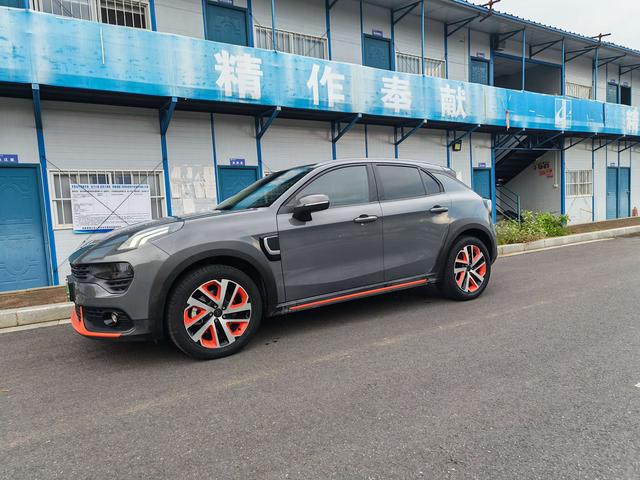 Lynk & Co. 02 PHEV 2021 1.5T Pro