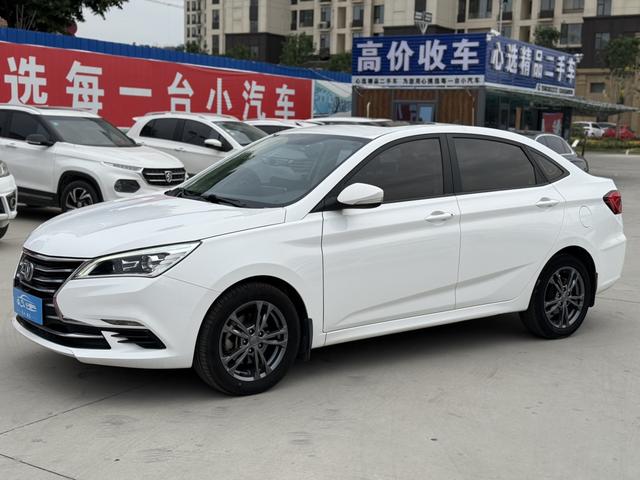 Escape DT 2019 1.6L Manual Enjoyable National VI