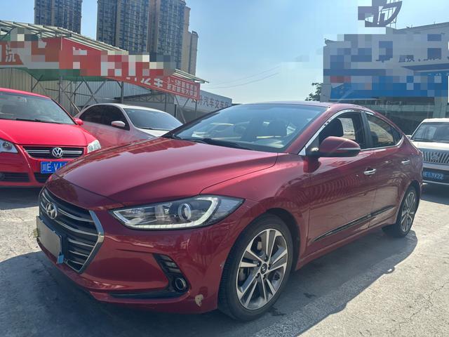 Leading the 2018 1.6L automatic 15th Anniversary Special Edition
