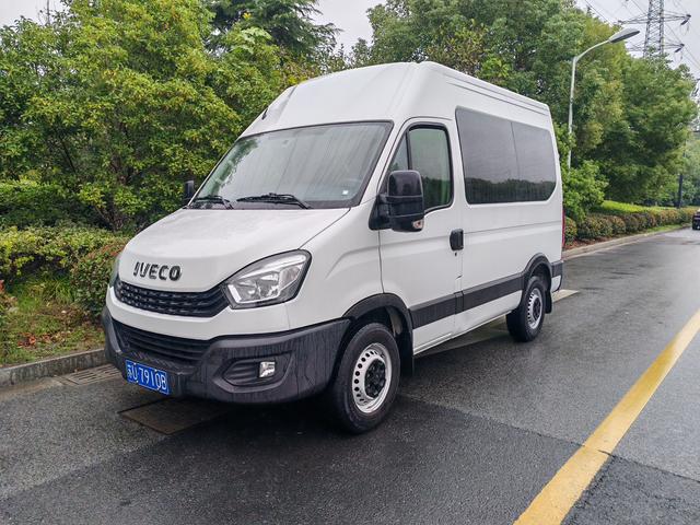 Iveco Ousheng 2021 2.0T manual Chaorui short axis high top manual door F1A