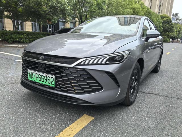 Qin PLUS DM 2025 Smart Driving Version DM-i 55KM leading Type