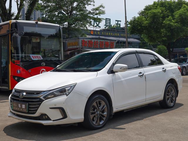 Qin DM 2017 1.5T Premium Model
