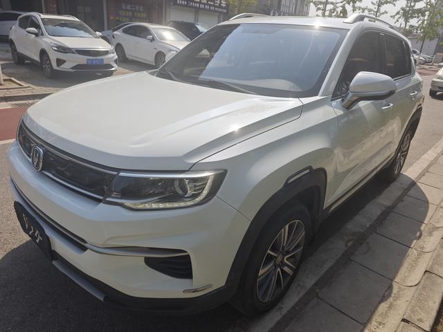 Changan CS35 PLUS 2019 1.6L Manual Smooth Link Edition National VI