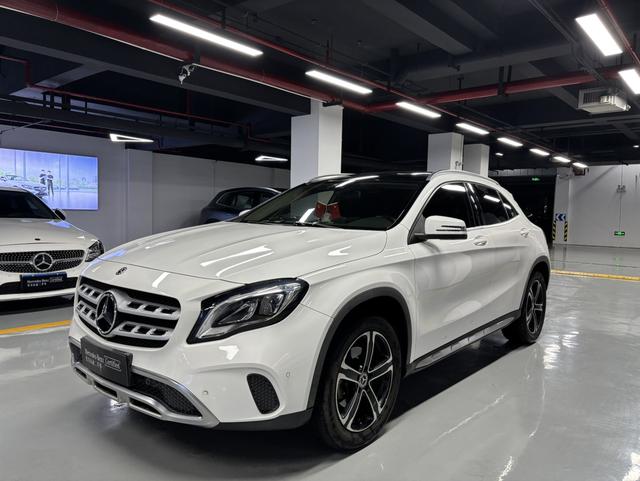Mercedes-Benz GLA 2018 GLA 200 Style