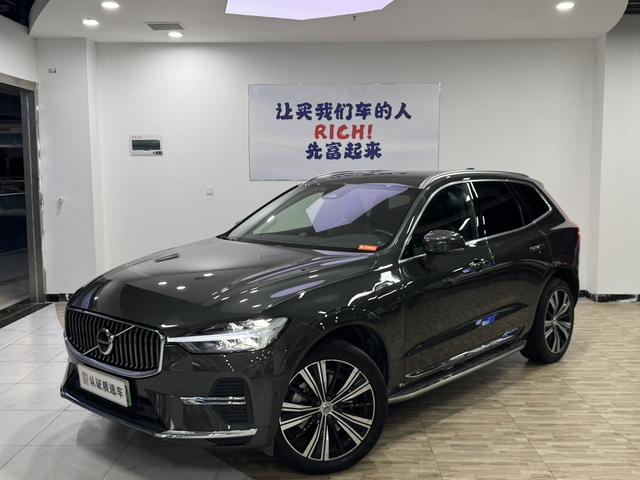 Volvo XC60 PHEV 2022 T8 four-wheel drive long battery life Zhiyuan Deluxe Edition