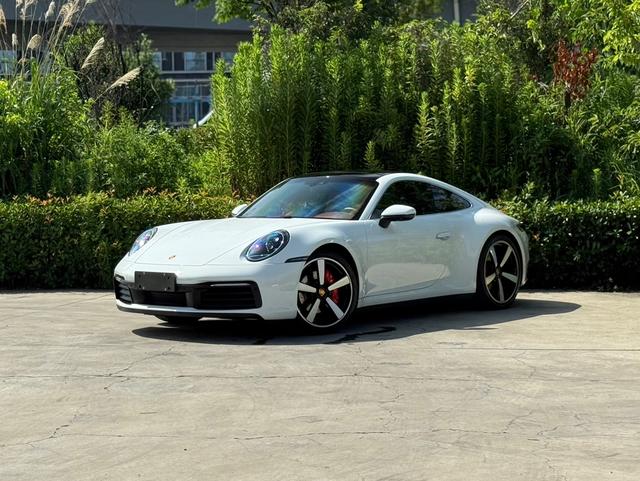Porsche 911 2022 Carrera 3.0T