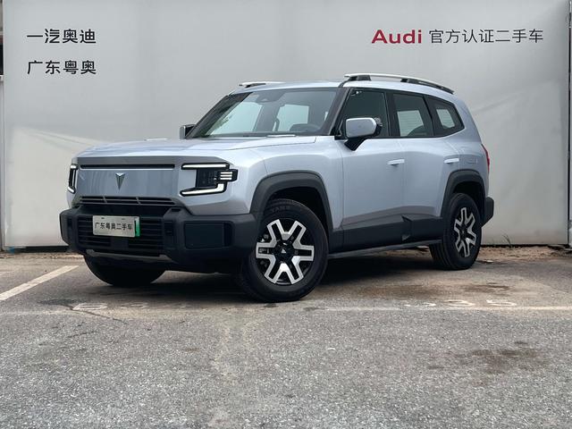 Dark blue G318 2024 four-wheel drive comfort edition