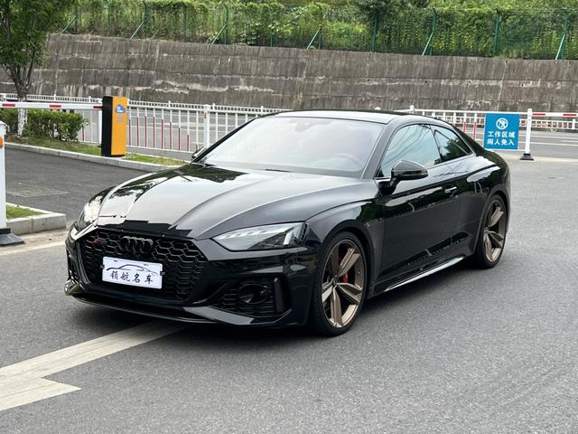 Audi RS 5 2021 2.9T Coupe Dark Gold Edition