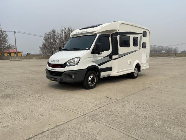 Iveco Ousheng 2021 3.0T manual Yunrui long axis high top Side sliding door F1C