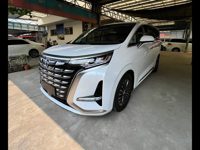 Denza D9 DM 2022 970 four-wheel drive flagship model