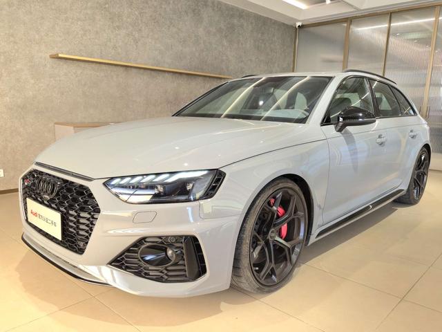 Audi RS 4 2024 RS4 2.9 T Avant Ultimate Edition