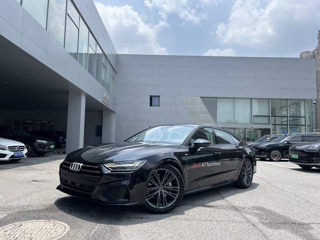 Audi A7 2023 45 TFSI Precision Selection