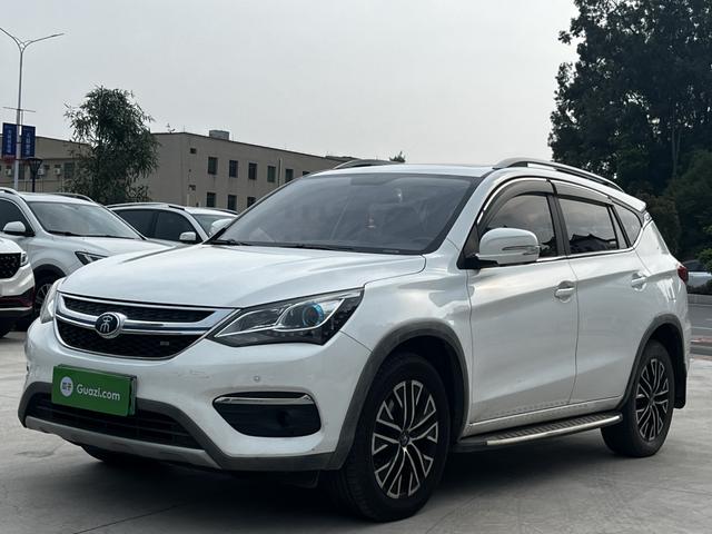 Song DM 2017 1.5TID All-Wheel Drive Luxury