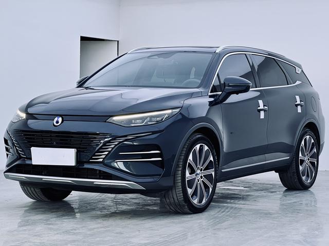 Denza N8 DM 2023 four-wheel drive super hybrid flagship seven-seater version