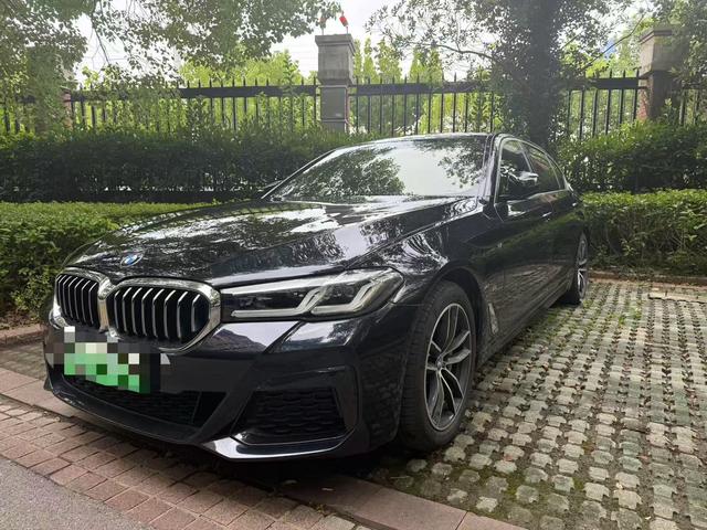 BMW 5 Series PHEV 2021 535Le M Sport Package