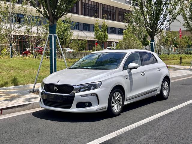 DS 4S 2016 model 1.2T automatic smart version THP130