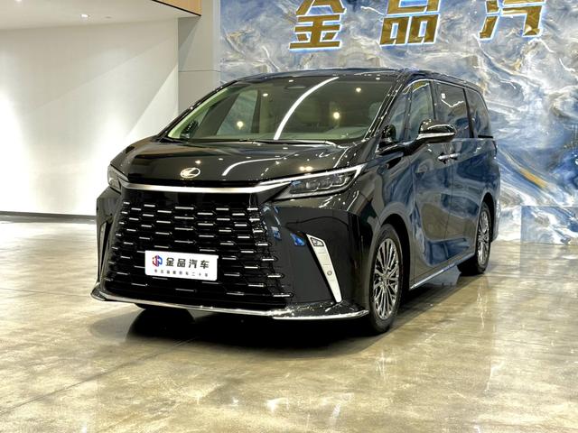 Lexus LM 2023 500h DIRECT4 Six-Seat Premium