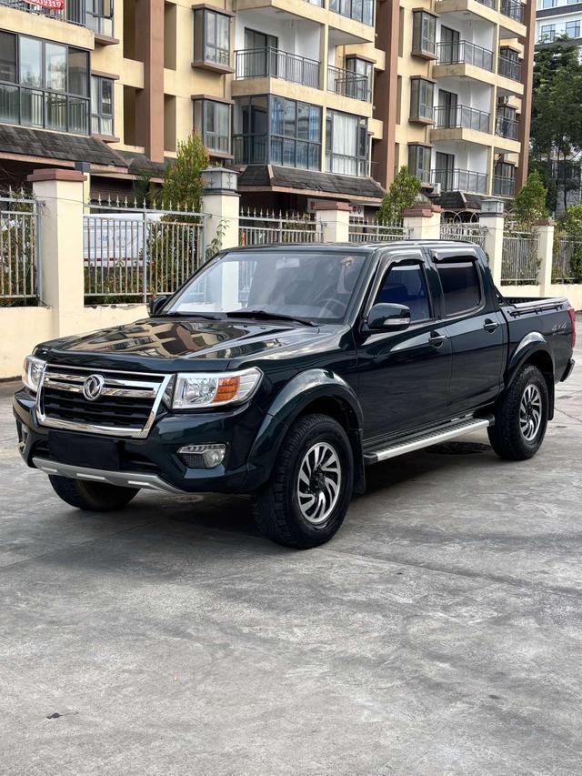 Ruiqi 2017 2.5T diesel four-wheel drive standard long cargo box ZD25T5
