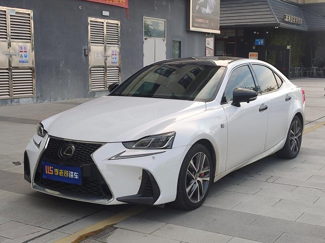 Lexus IS 2017 300 F SPORT Edition