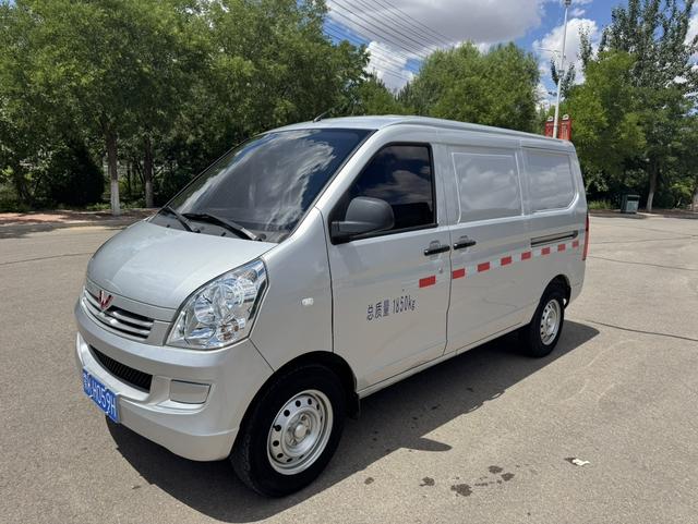 Wuling Rongguang 2021 1.2LS Standard Window Sealing Car Booster Version 2 Seats