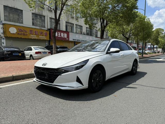 Elantra 2021 1.5L CVT GLS Leader
