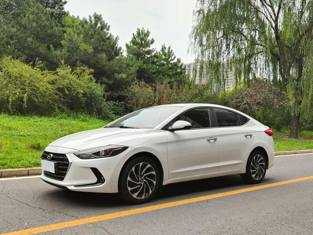 Leading the 2019 1.4T dual-clutch dazzling*dynamic type