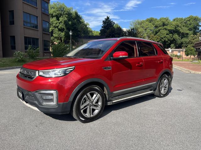 Changan CS55 2017 1.5T automatic dazzling color type