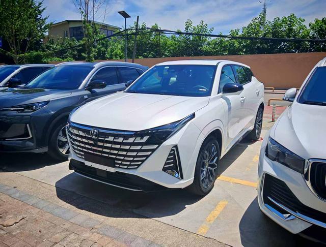 Changan UNI-Z 2025 1.5T DCT Luxury