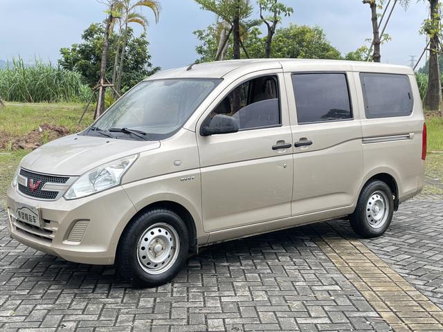 Wuling Rongguang V 2016 1.5L Standard Type